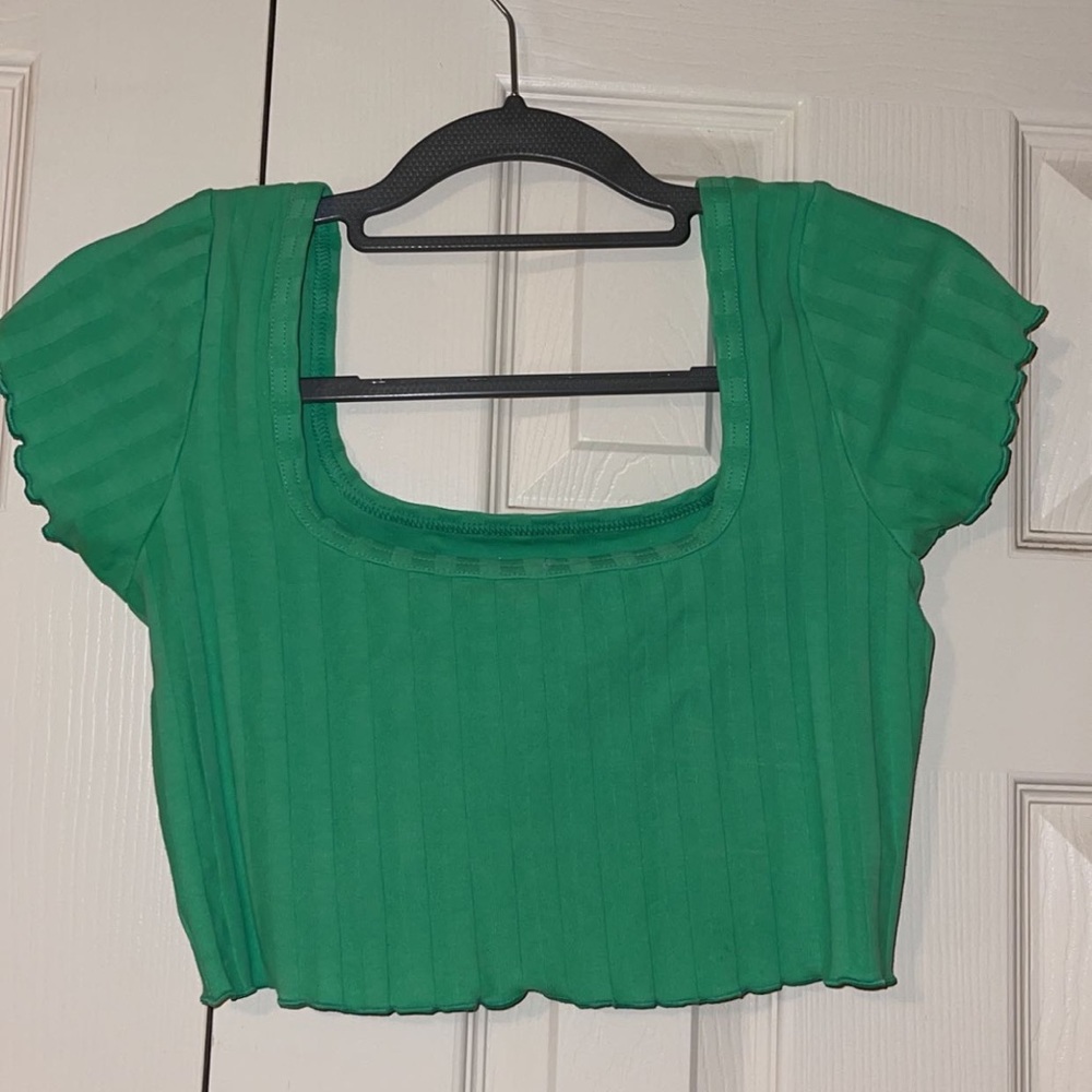 Aerie top.